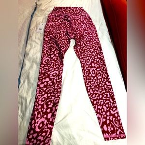 Spiritual Gangster fuchsia and pink yoga leggings NWT